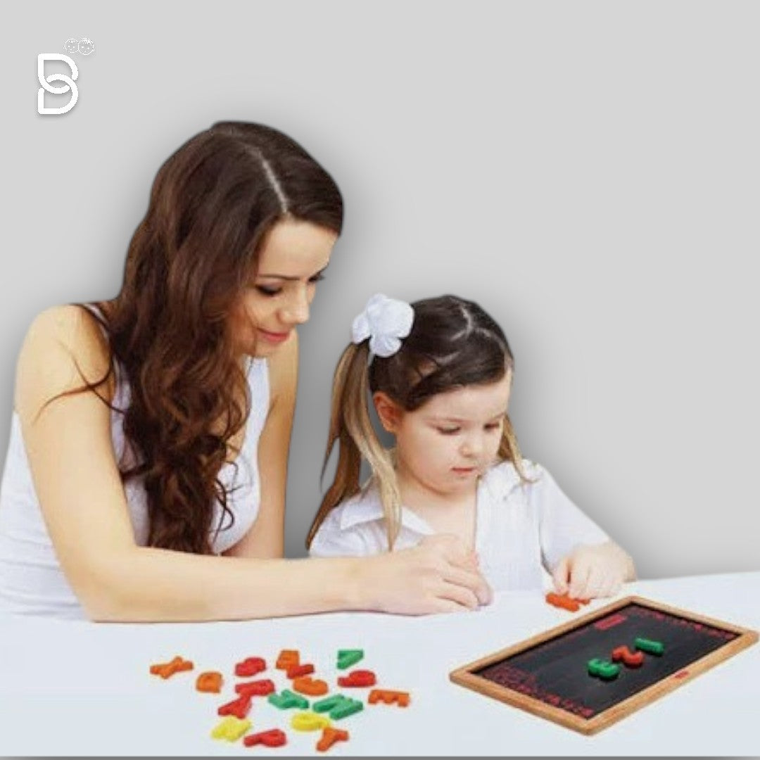 FUNSKOOL WOODEN MAGNETIC SLATE-ART & CRAFT KIT - MAGNETIC SLATE