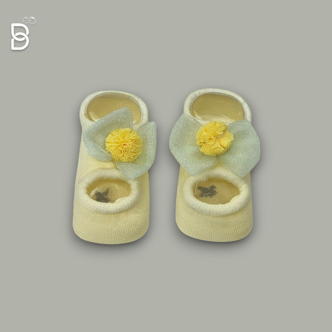NEW BORN SOCKS