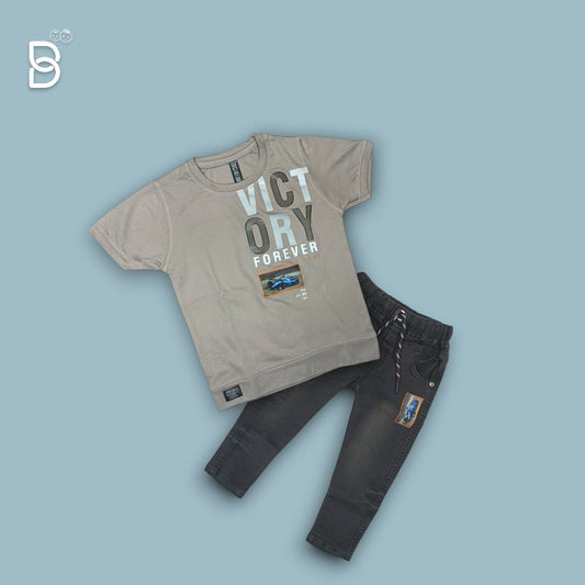 BOYS CASUAL WEAR T-SHIRT AND PANT