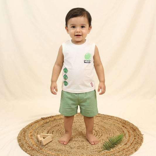 New born white sleeves tee