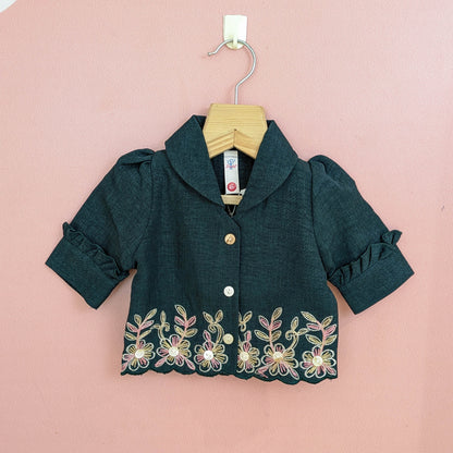 Girls Embroidered Short-Sleeve Top & Wide-Leg Shorts Set (Dark Teal & Off-White)